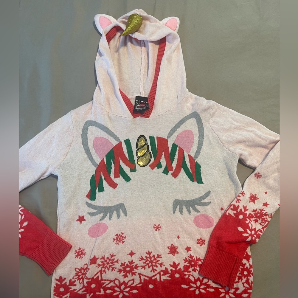 Little girl Christmas unicorn sweater size xl 14/16